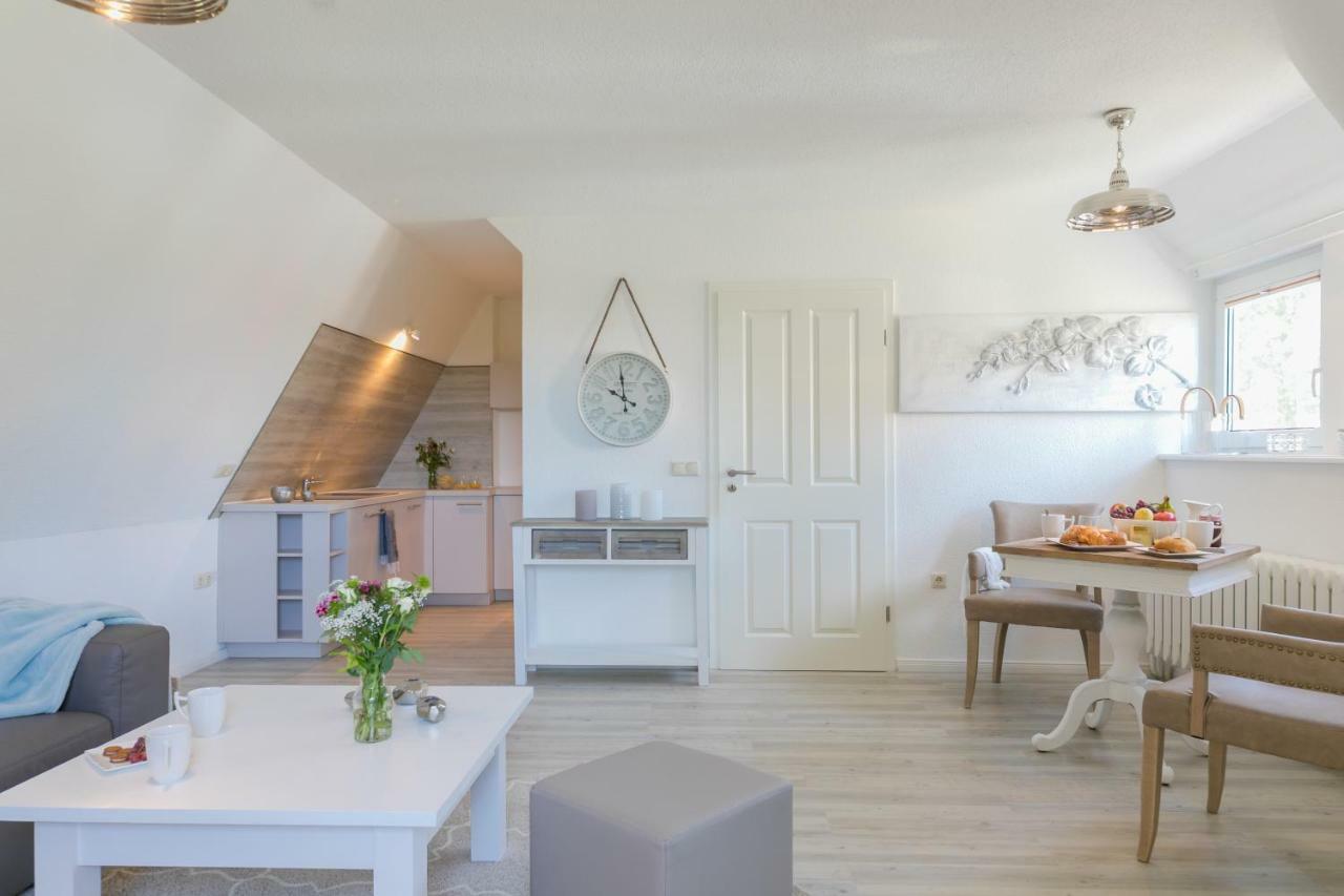 Boddenhaus Darss Apartment Wieck Bagian luar foto